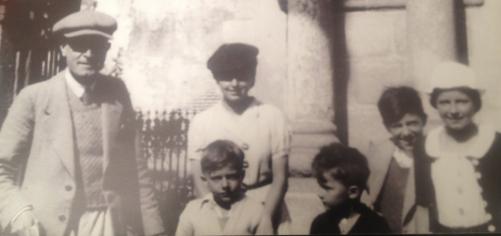 Jean Valentin-Smith et ses enfants