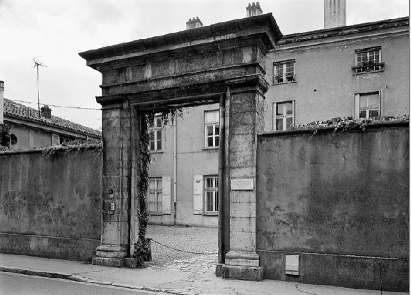 porche rue du palais